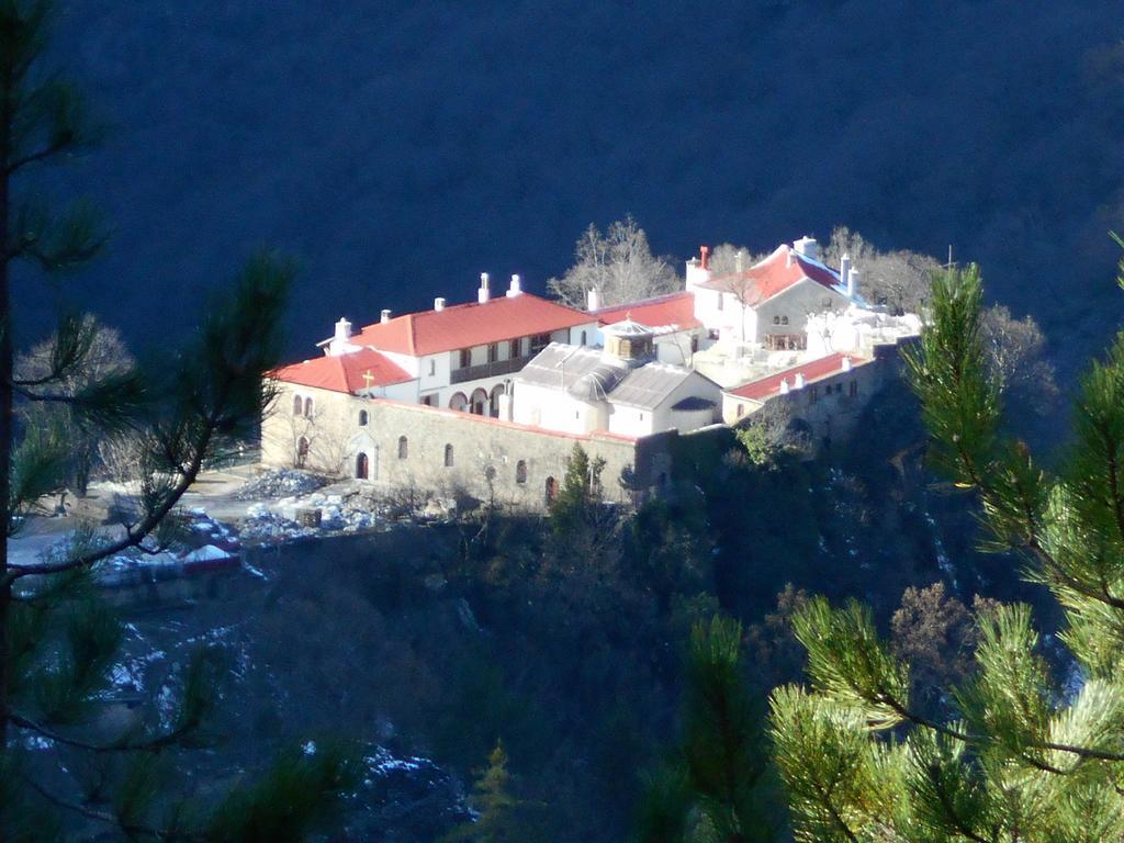 Artemis Apartments Konitsa Zimmer foto